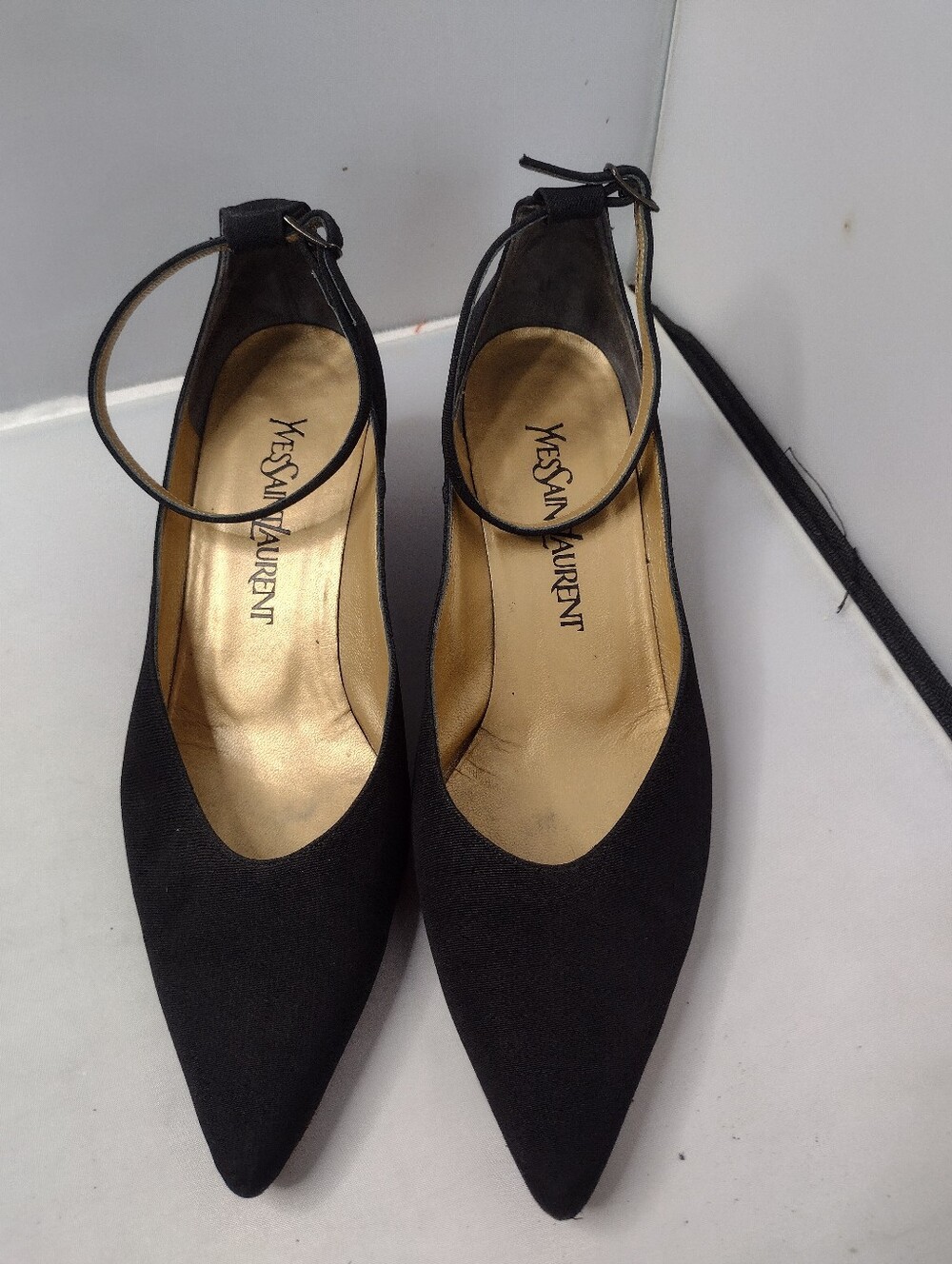 Yves Saint Laurent Vintage D’Orsay Pump Heel Womens 7.5 Ankle Strap Italy A32